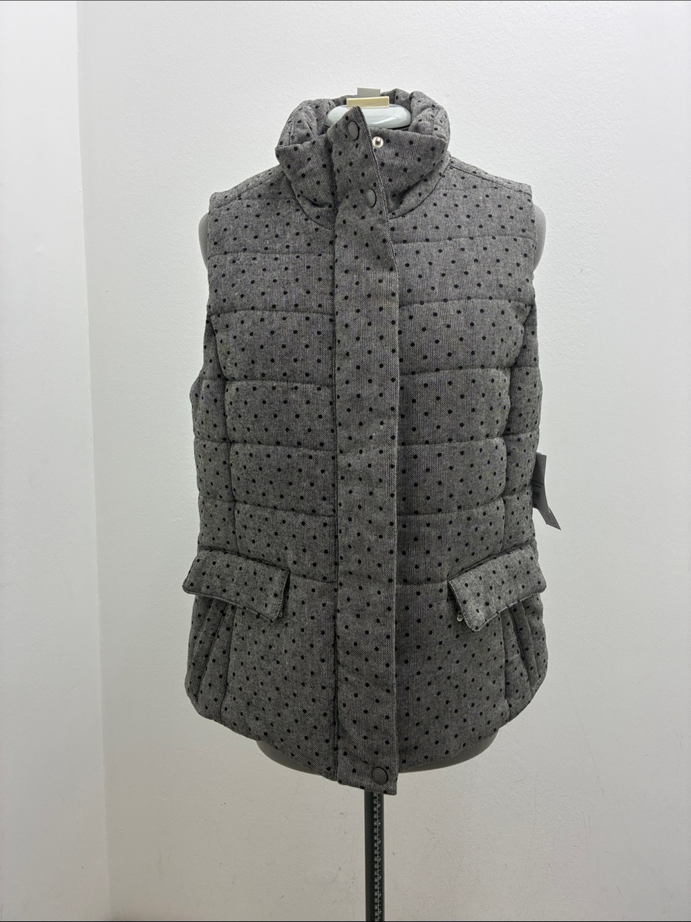 Liz Claiborne Gray Quilted Polka Dot Puffer Vest